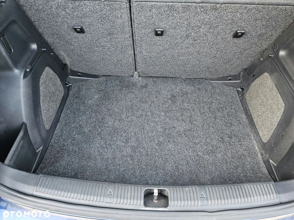 Skoda Fabia 1.4 16V Active Plus - 26