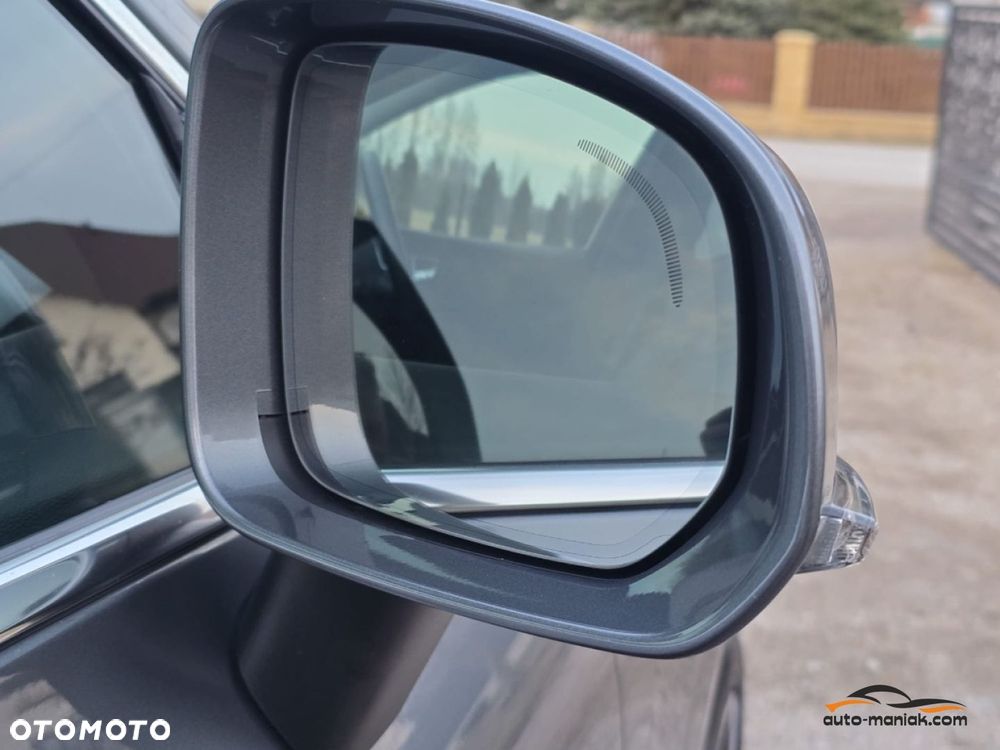 Volvo XC 60 D4 SCR Momentum - 28