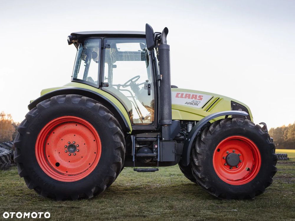 Claas ARION 430 - 4