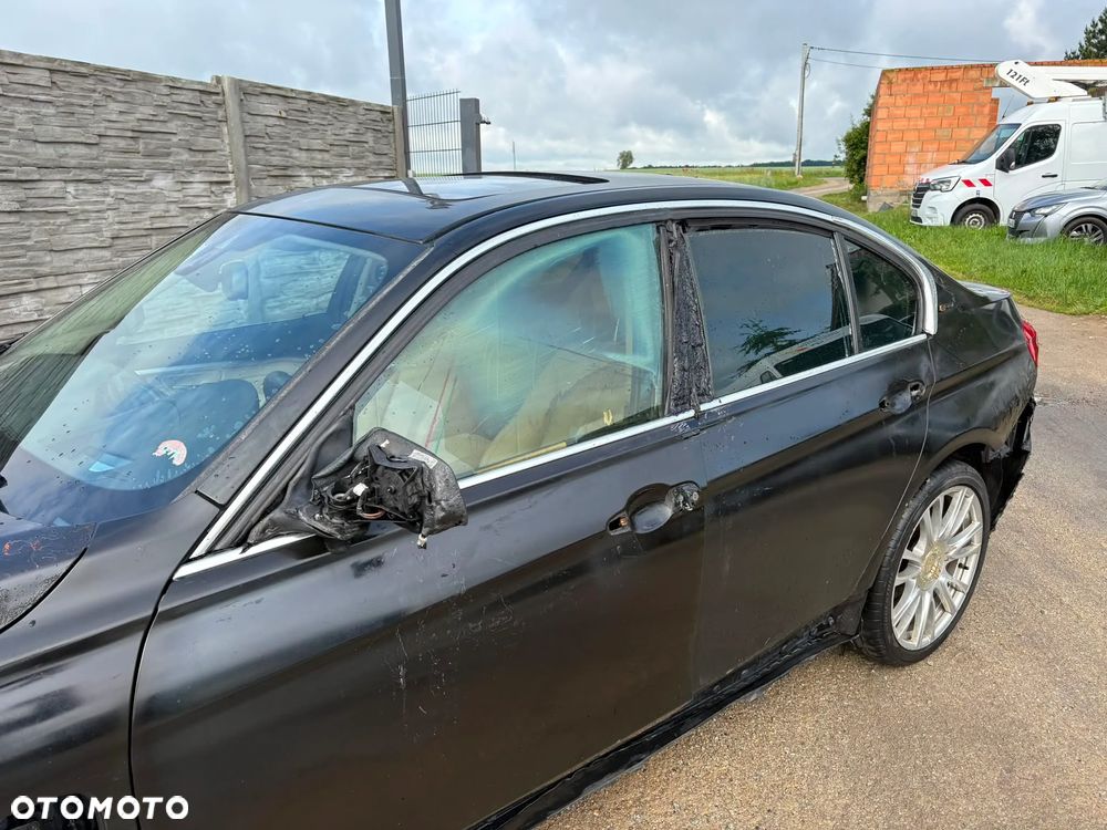 BMW Seria 3 330e iPerformance Sport Line - 29