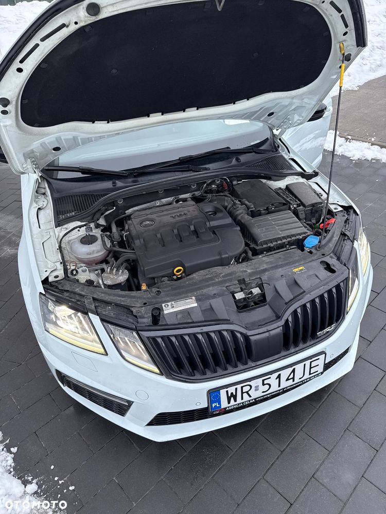 Skoda Octavia 2.0 TDI RS DSG - 17