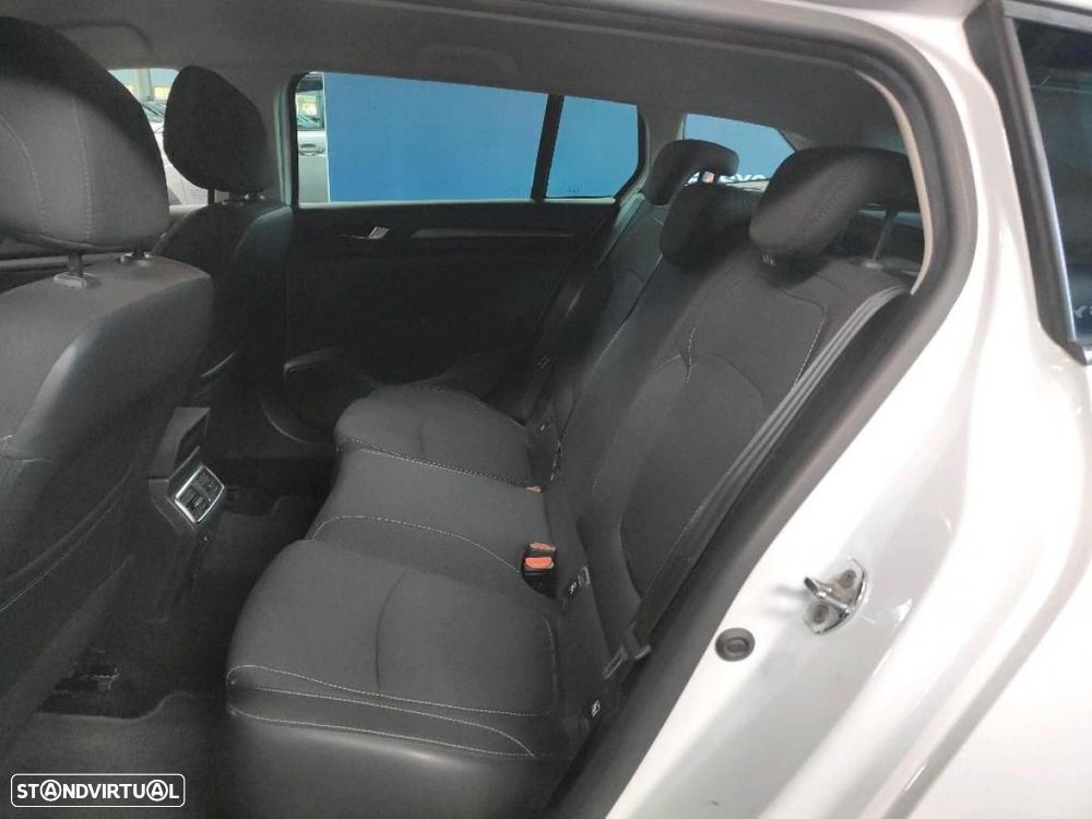 Renault Mégane Sport Tourer 1.5 Blue dCi Zen - 8