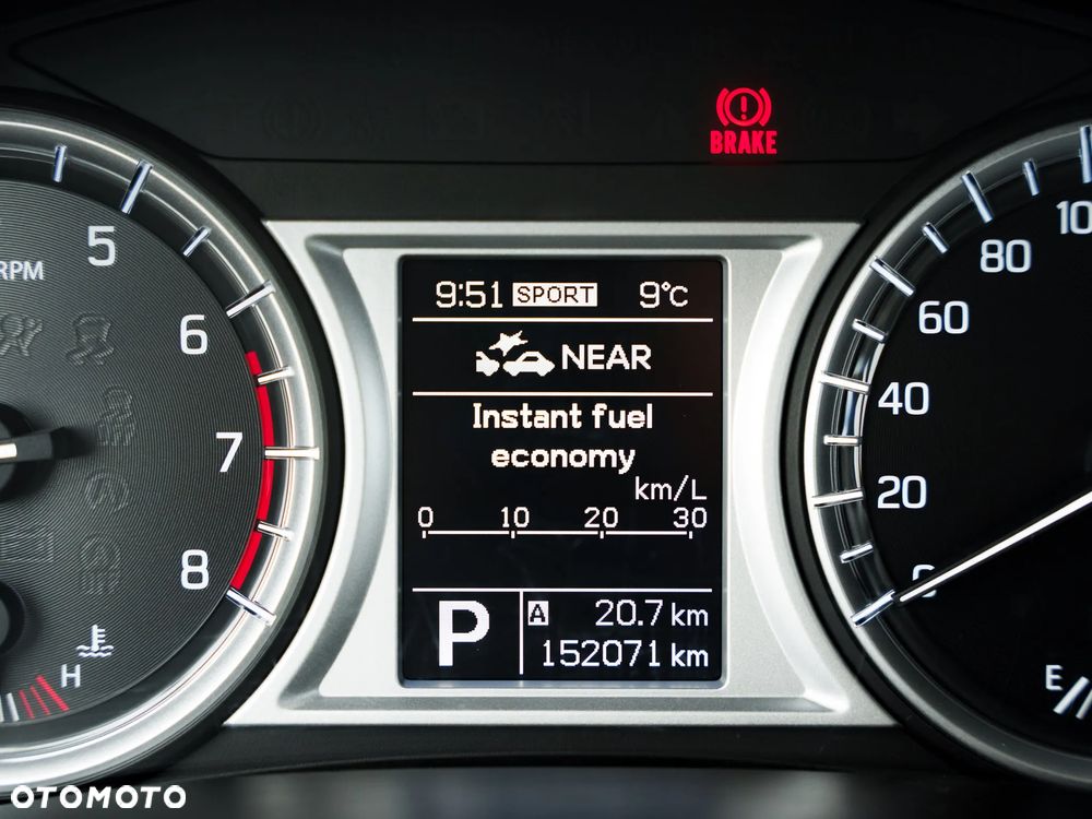 Suzuki Vitara 1.6 Premium 4WD - 36