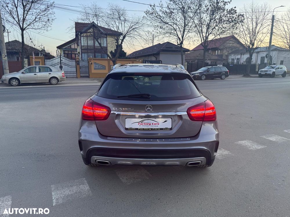 Mercedes-Benz GLA 180 d 7G-DCT AMG Line - 4