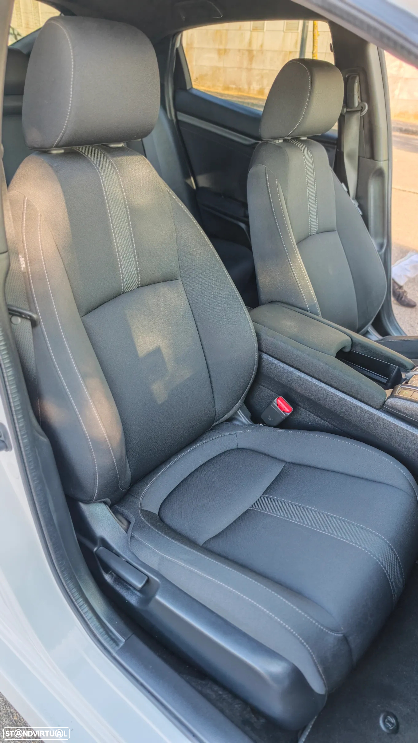 Honda Civic 1.0 i-VTEC Turbo Elegance - 12