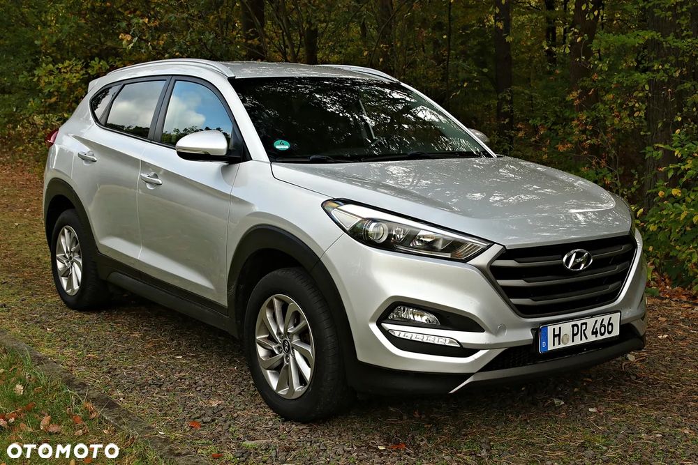 Hyundai Tucson 1.7 CRDI BlueDrive GO 2WD - 19