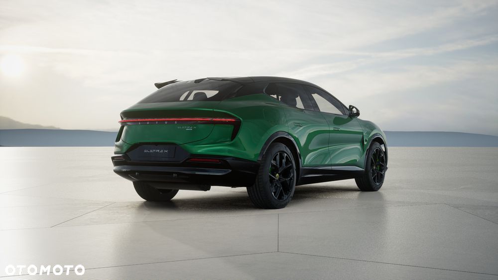 Lotus Eletre - 4