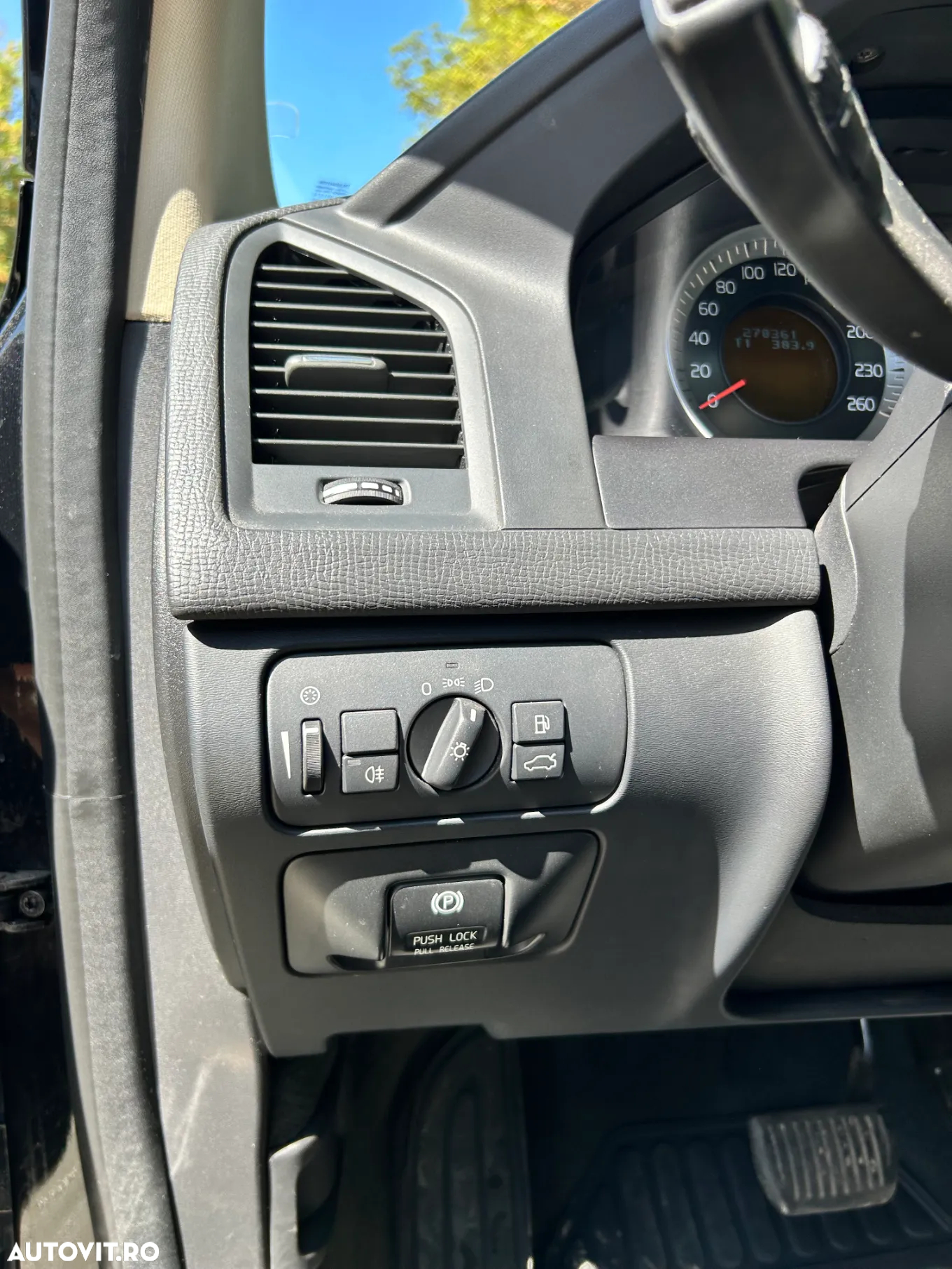 Volvo XC 60 2.4D AWD Aut. - 13