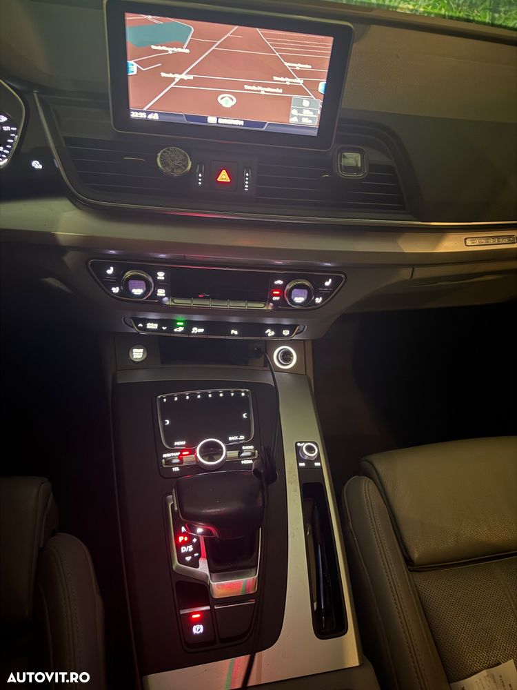 Audi Q5 50 TFSIe quattro S tronic S line - 39