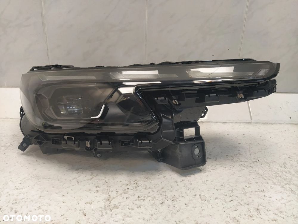 ALFA ROMEO JUNIOR MILANO LAMPA LAMPY REFLEKTOR REFLEKTORY PRZÓD LEWA PRAWA BASE LED PRZETWORNICE ŚRODEK SZCZOTKOWANA SATYNA NAPIS KOMPLETNE NOWE ORYGINAŁ - 3