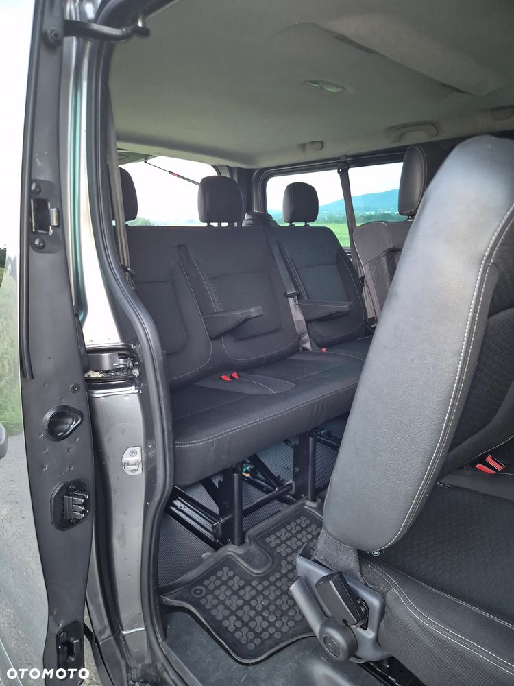 Opel Vivaro L2H1 2,9t Edition Premium - 9