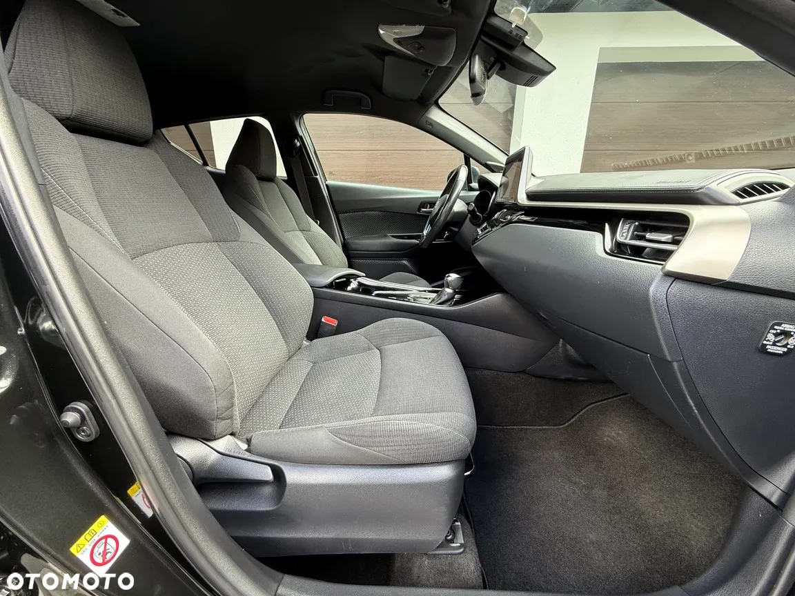 Toyota C-HR 1.8 Hybrid Executive - 24