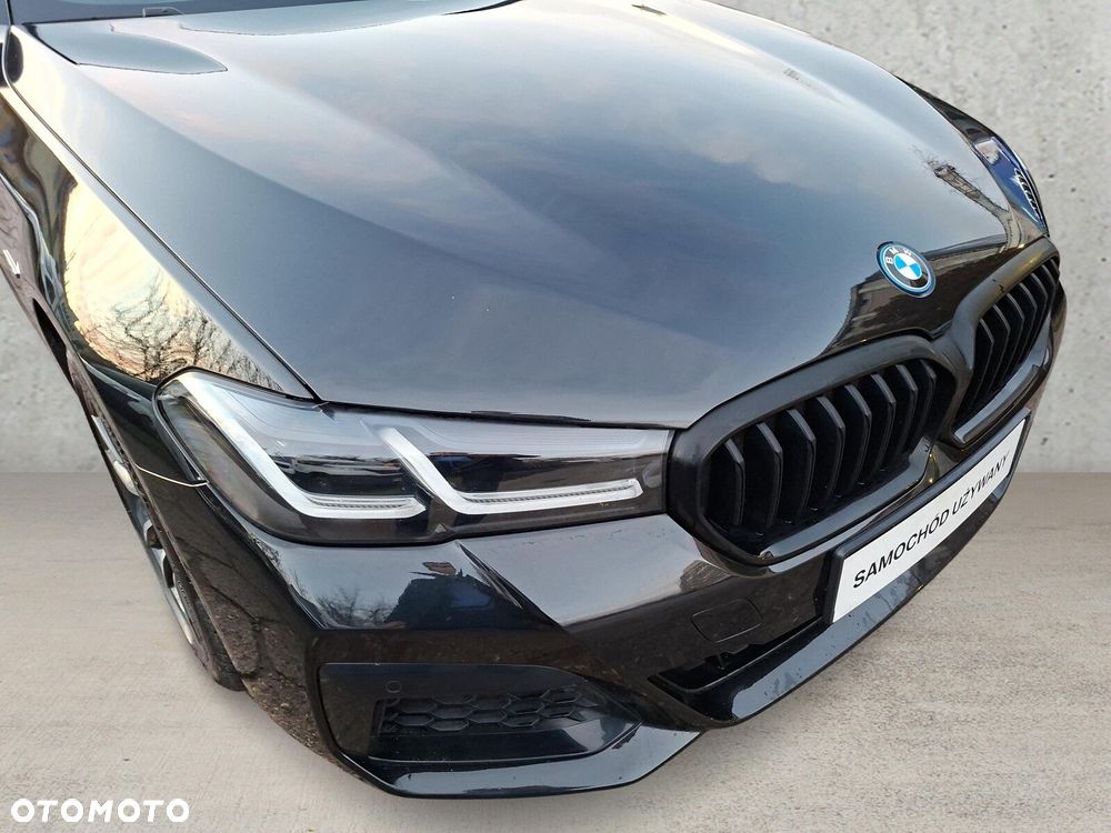 BMW Seria 5 530e xDrive M Sport sport - 26