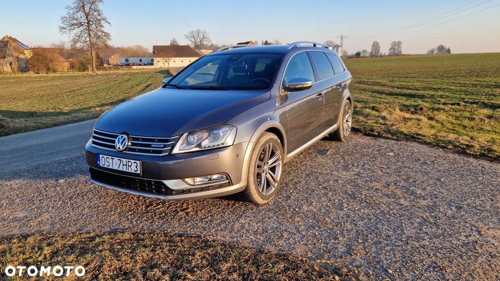 Volkswagen Passat 2.0 TDI 4Motion DSG BlueMotion Tech Highline - 1