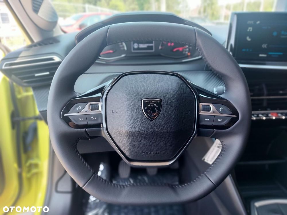 Peugeot 208 1.2 mHEV Edition e-DCS6 - 11