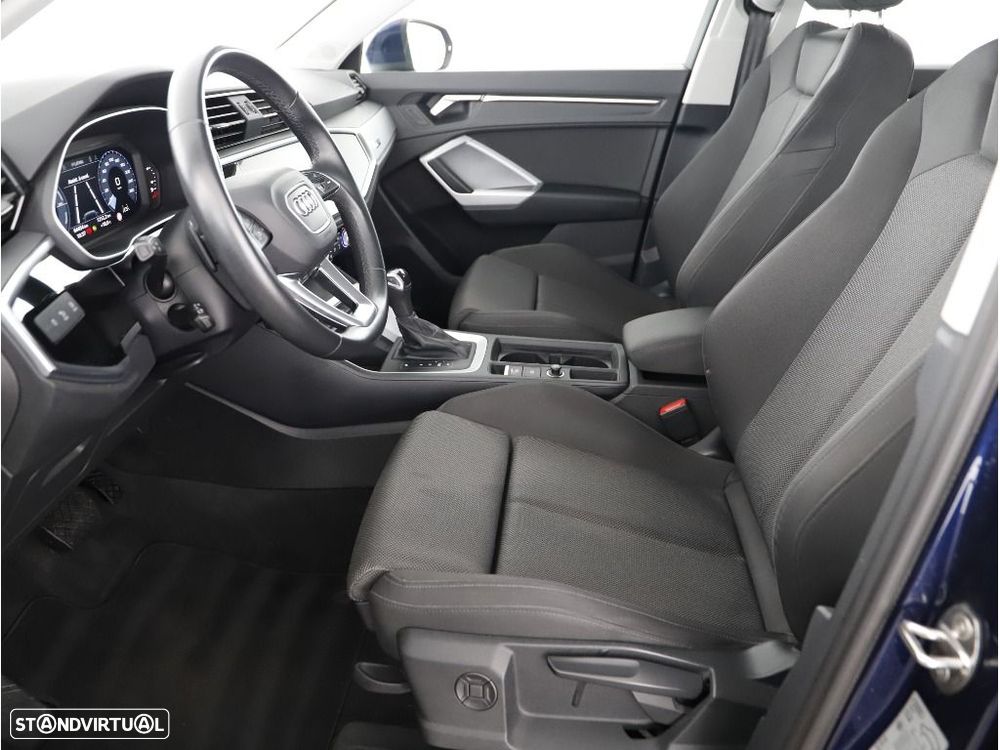 Audi Q3 - 24