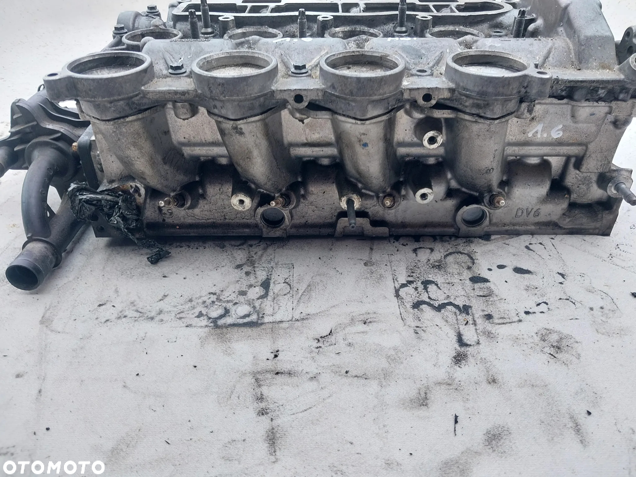 Głowica silnika 1.6 HDI TDCI 16V 9HX 9HZ 9H01 9H02 CITROEN PEUGEOT FORD VOLVO 9655911480 pokrywa zaworów wałki 9644994680 - 2