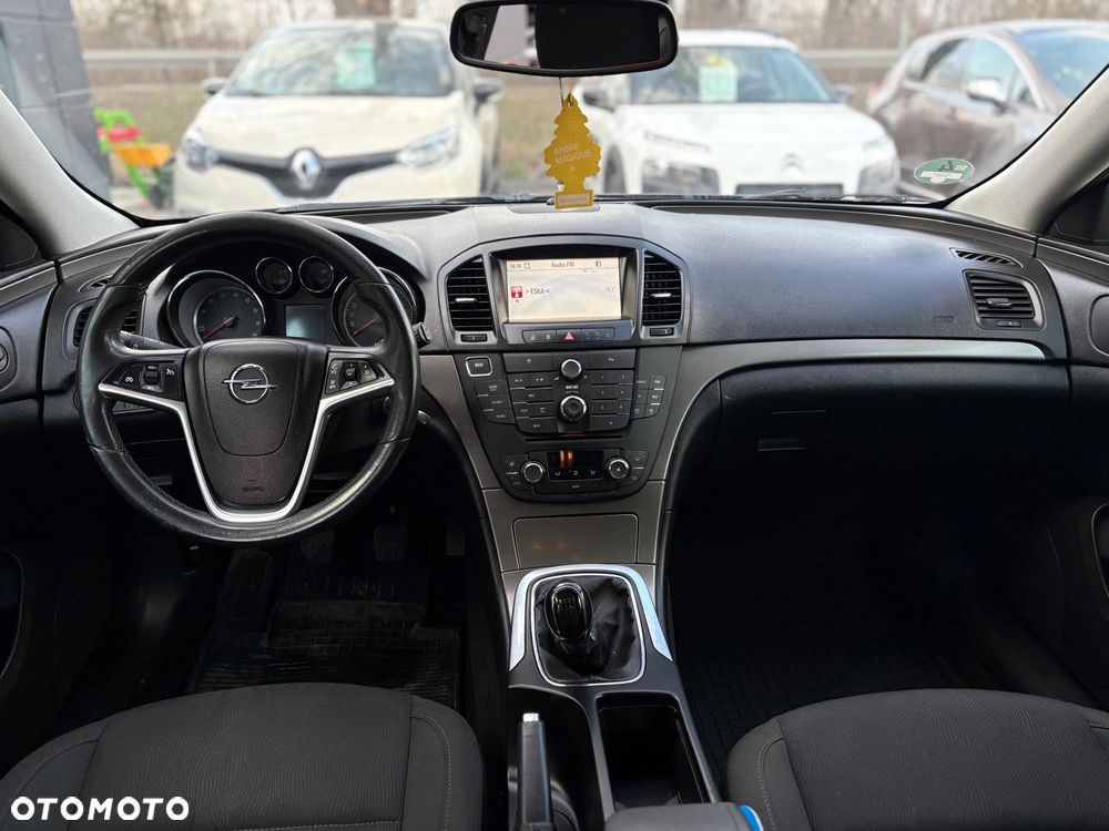 Opel Insignia 1.4 T Cosmo S&S - 11