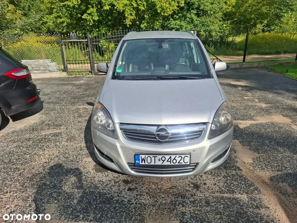 Opel Zafira 1.9 CDTI Cosmo - 8