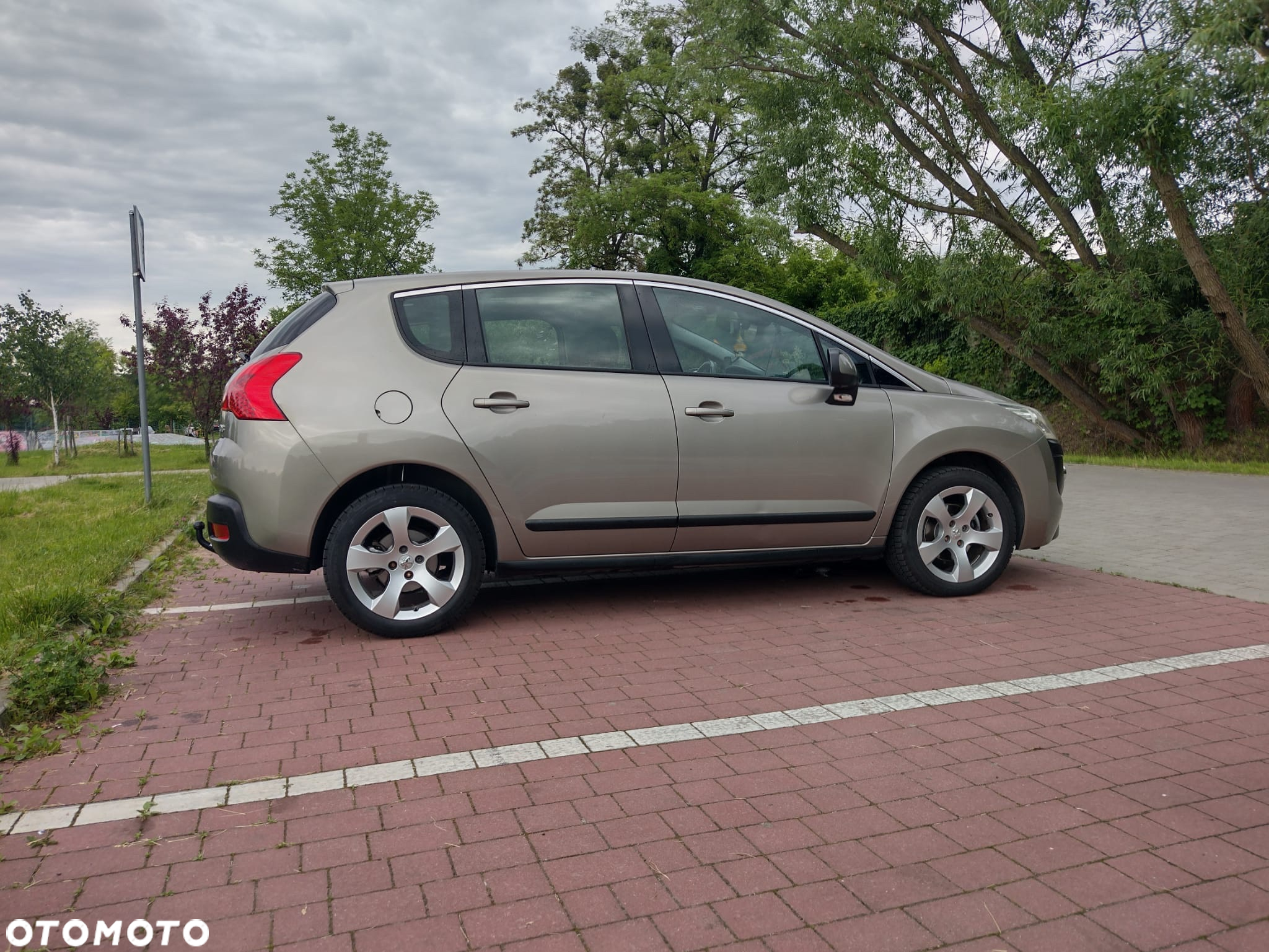 Peugeot 3008 1.6 Premium - 28