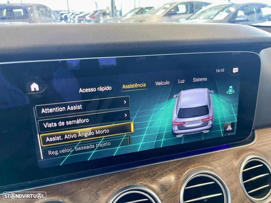 Mercedes-Benz E 300 de Exclusive Line - 29
