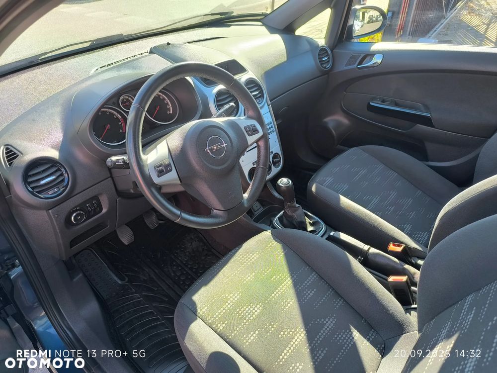 Opel Corsa 1.4 Color Edition S&S - 10