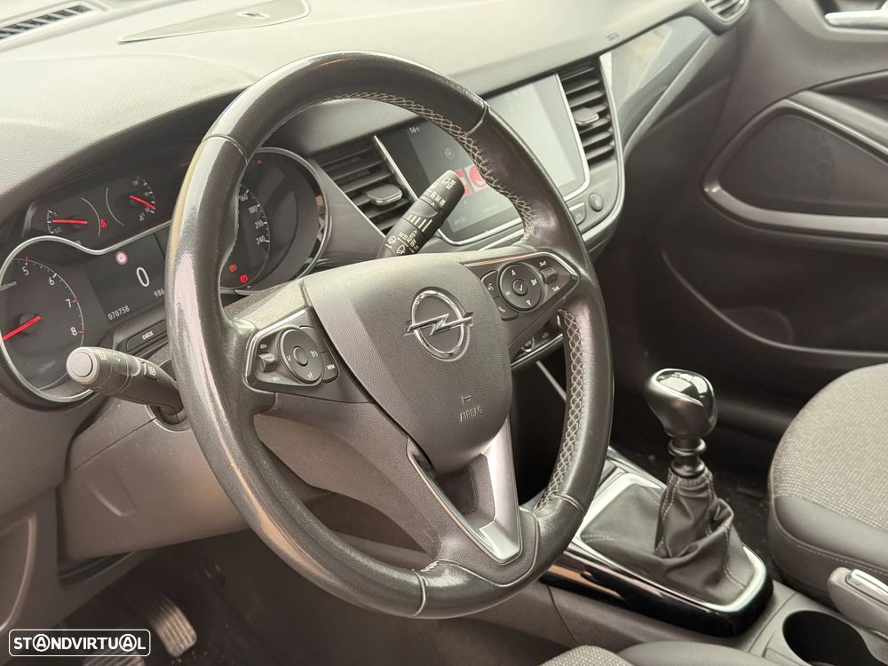 Opel Crossland X - 10
