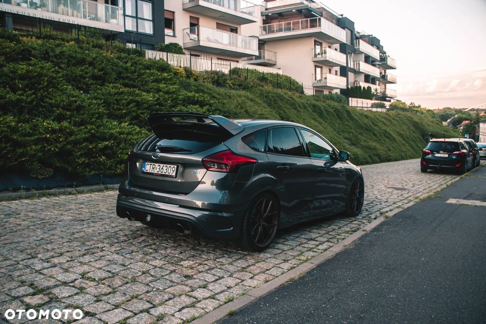 Ford Focus 2.3 EcoBoost RS - 26