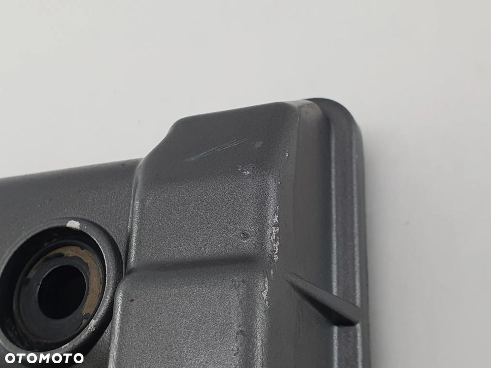 DEKIEL POKRYWA GLOWICY USZCZELKA  BENELLI 302 - 11