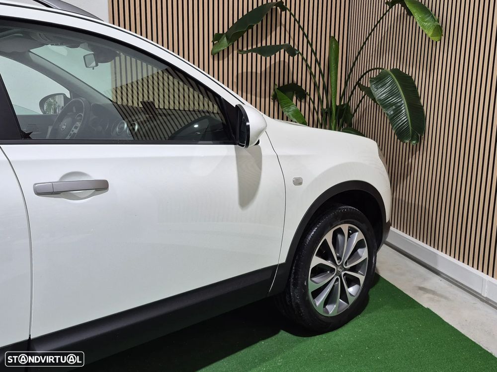 Nissan Qashqai 1.6 Tekna Premium 17 - 8