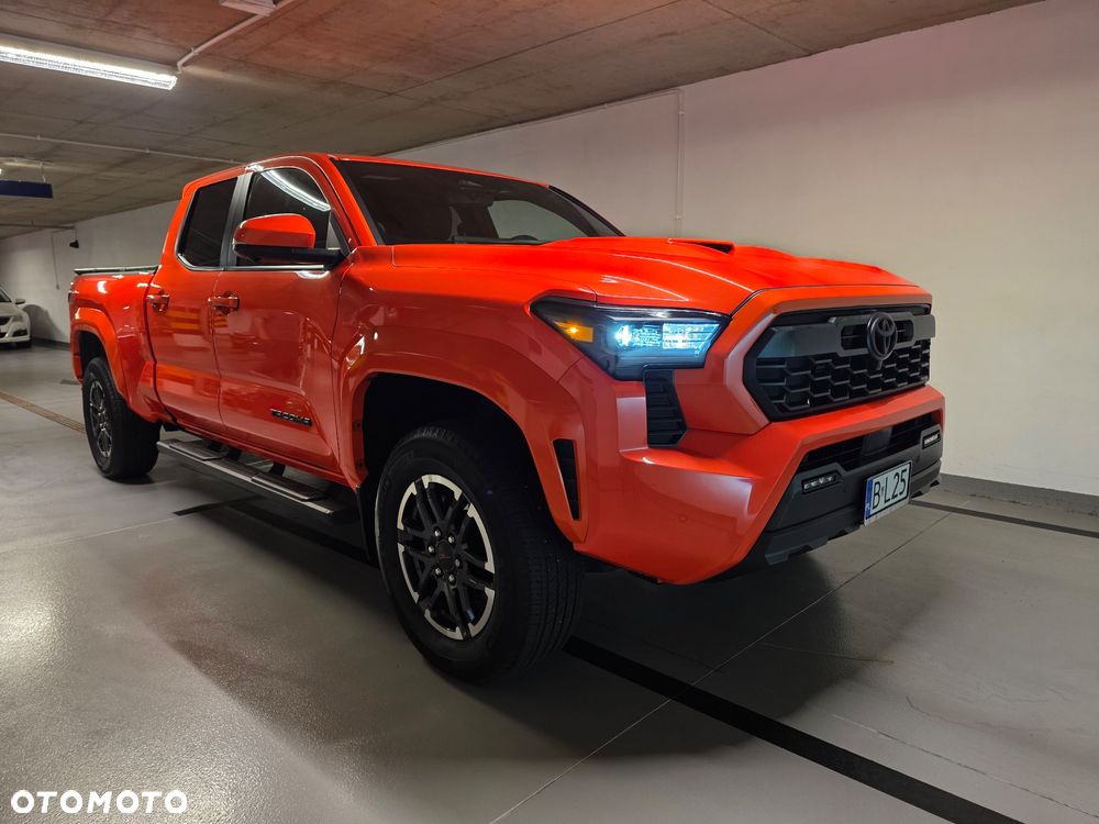 Toyota Tacoma 2024 photo 2