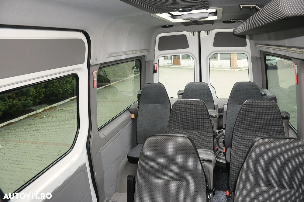 Mercedes-Benz Sprinter - 17