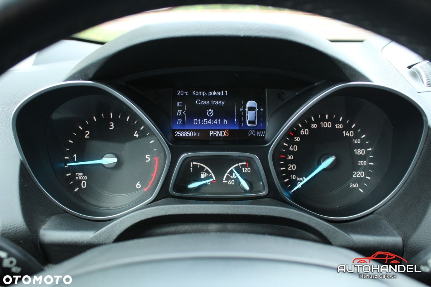 Ford Kuga - 9