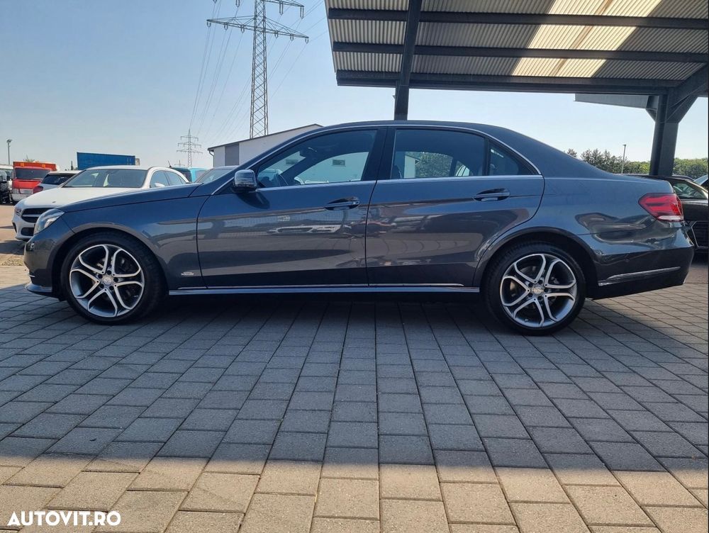 Mercedes-Benz E 200 Aut. - 2