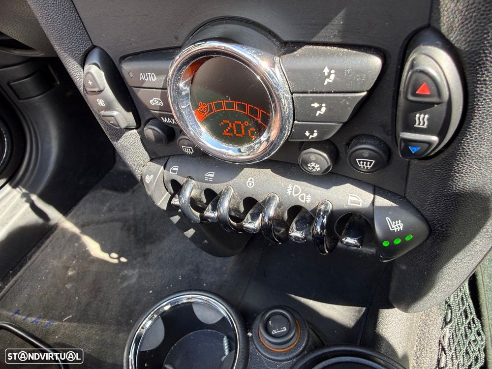 MINI Cabrio Cooper D - 14