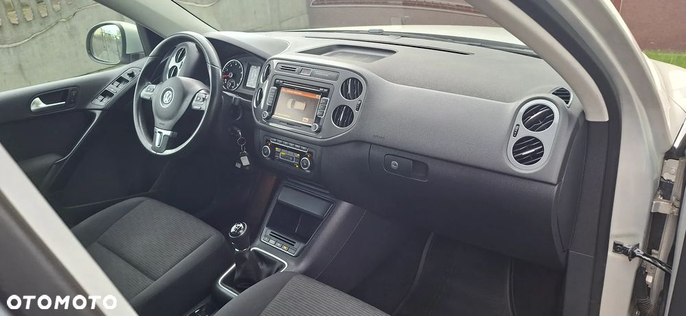 Volkswagen Tiguan 1.4 TSI BlueMotion Technology Exclusive - 22