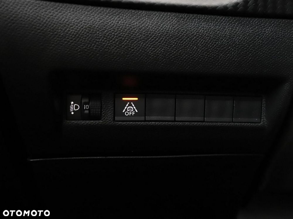 Peugeot 2008 PureTech 130 Allure S&S EAT8 - 38