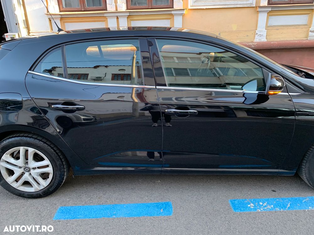 RENAULT Megane 2019 — imagine 2