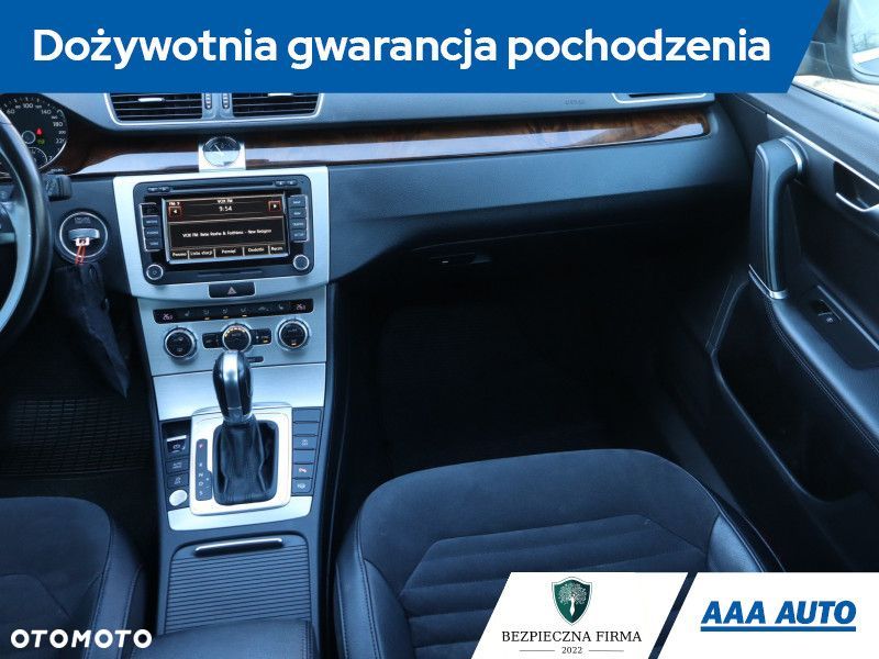 Volkswagen Passat Variant - 10