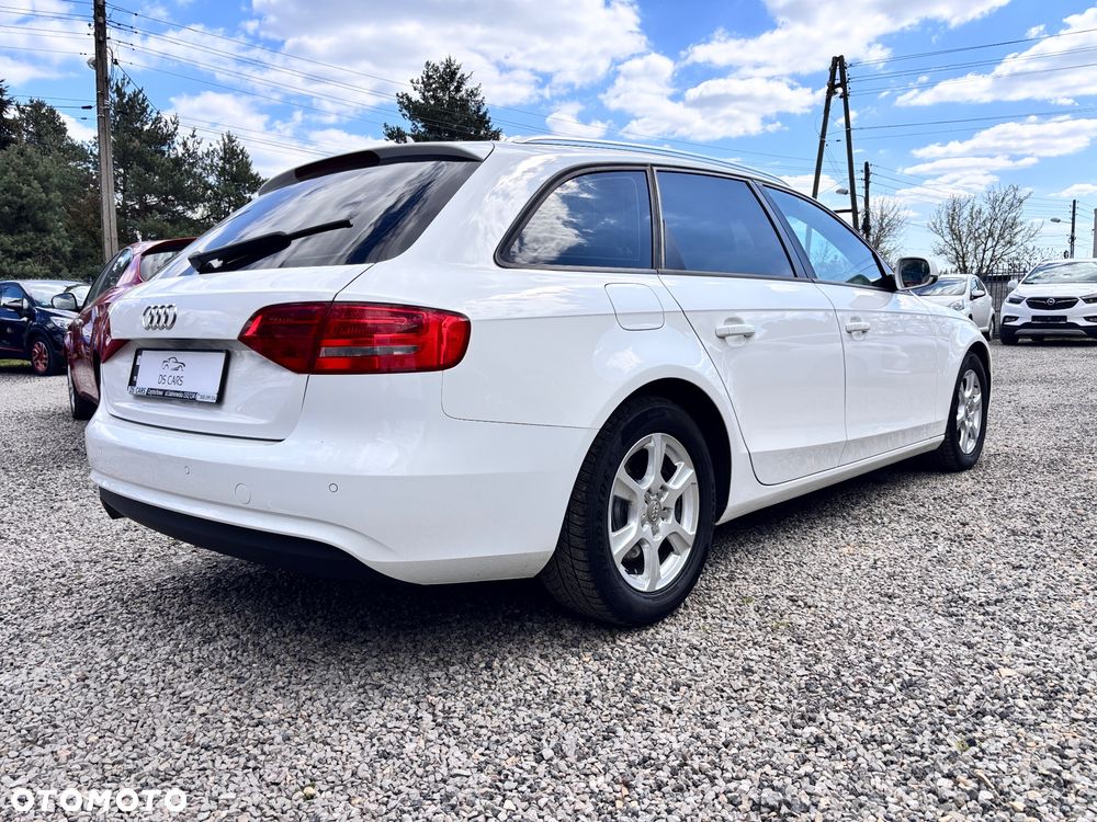 Audi A4 Avant 2.0 TDI DPF clean diesel Ambiente - 4