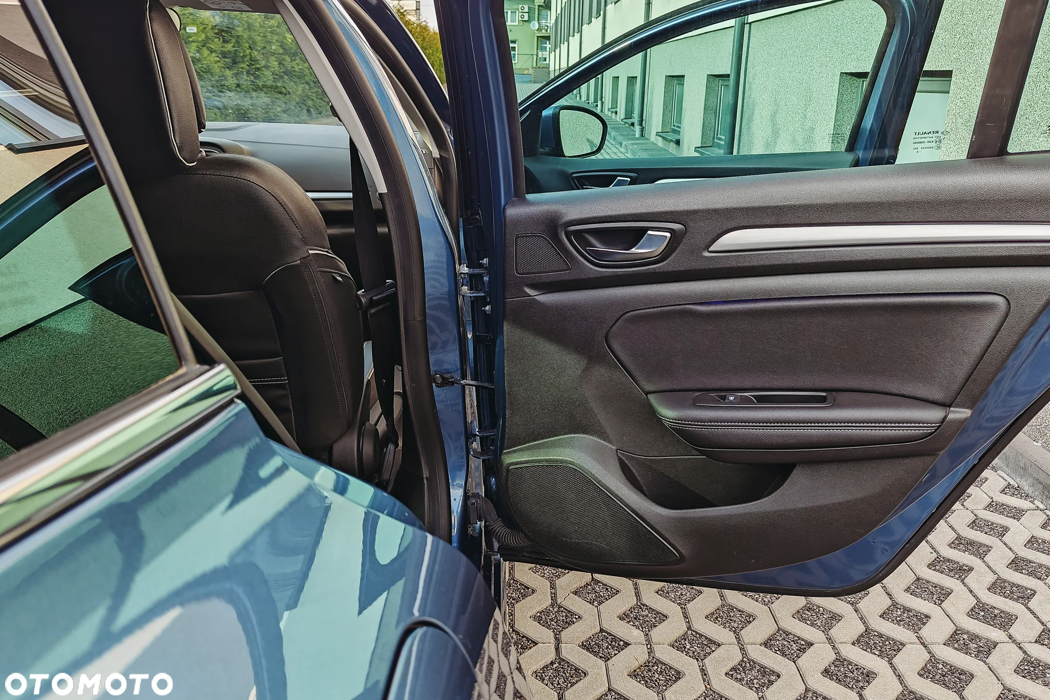 Renault Megane 1.3 TCe FAP Intens EDC - 8