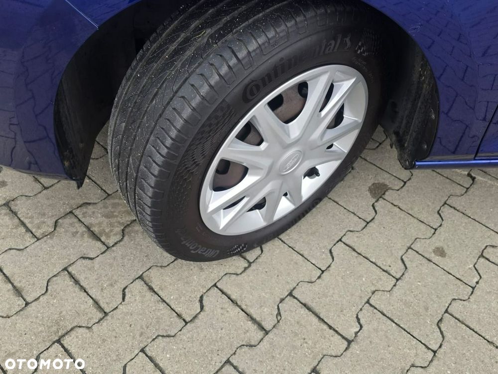 Ford Fiesta - 32