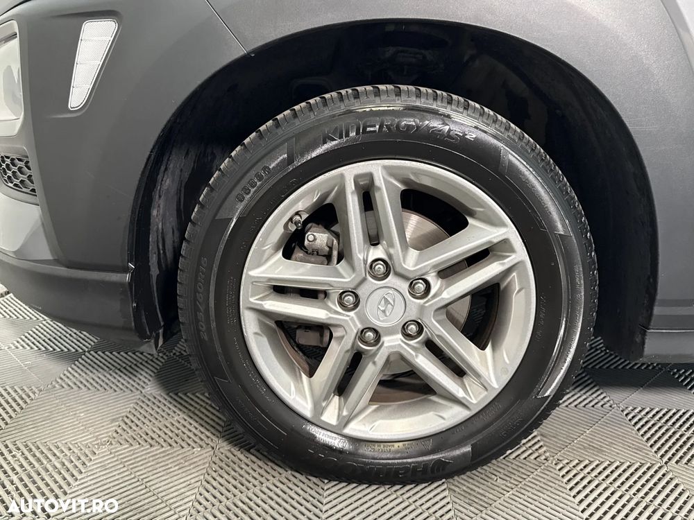 Hyundai KONA - 14