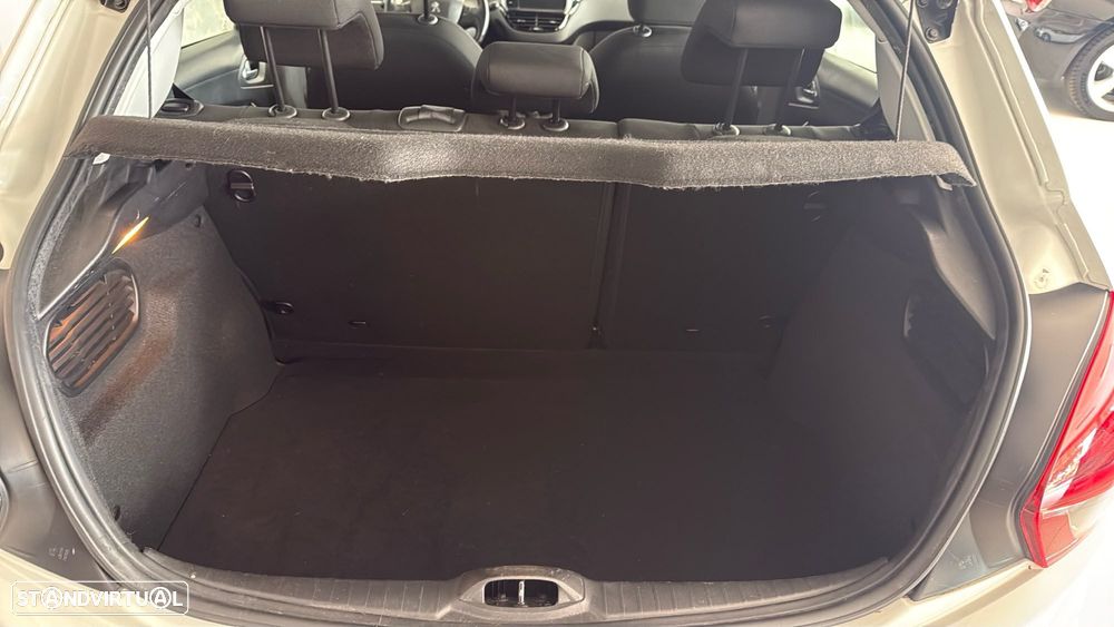 Peugeot 208 PureTech 82 Start & Stop Allure - 13