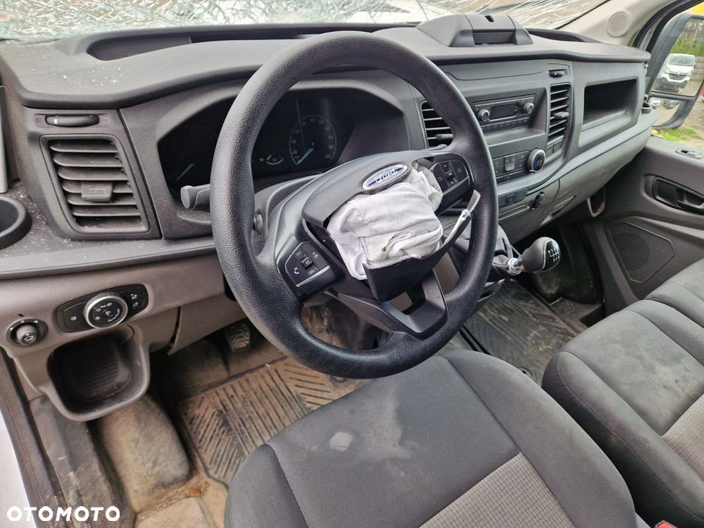 Ford Tansit - 17