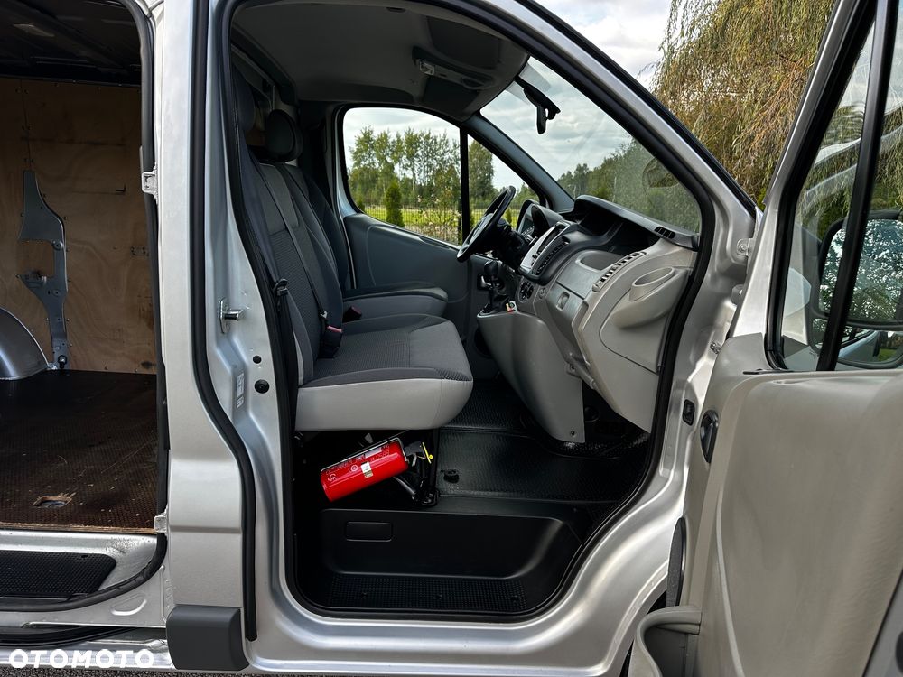 Opel Vivaro - 30