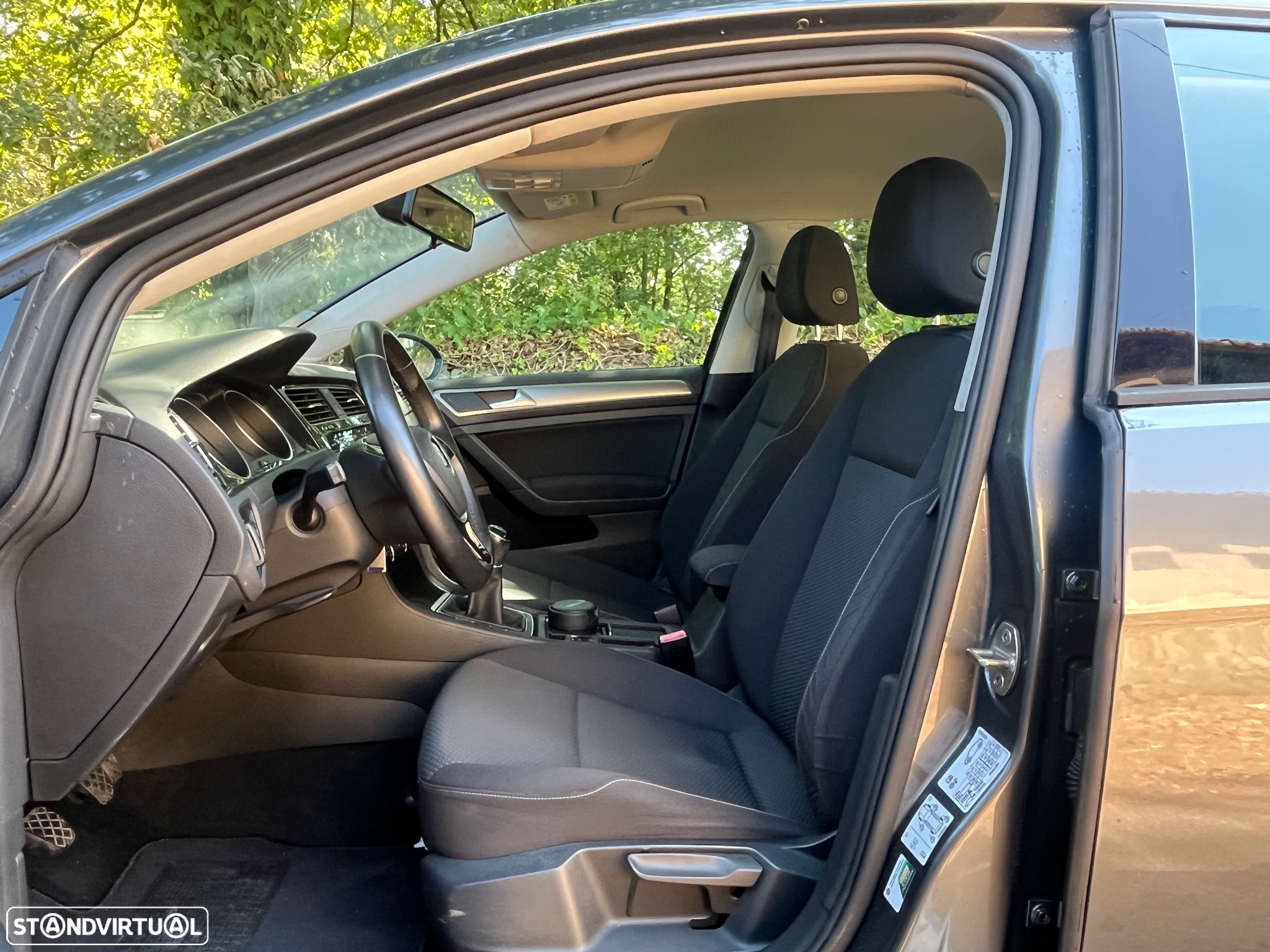 VW Golf 1.0 TSI Confortline - 25