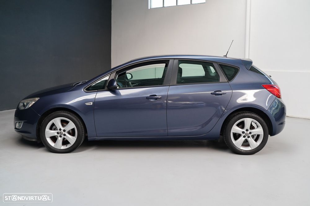 Opel Astra 1.4 Cosmo S/S - 23