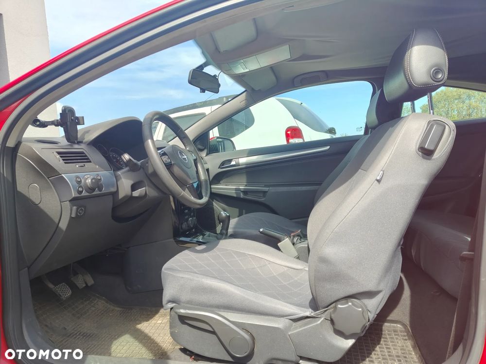 Opel Astra 1.6 Turbo Cosmo - 12