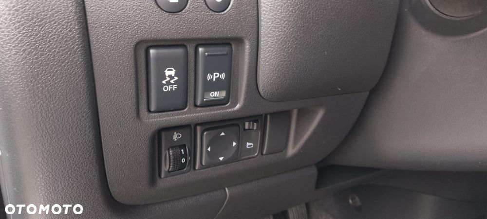 Nissan Micra 1.2 Bild der Frau - 11